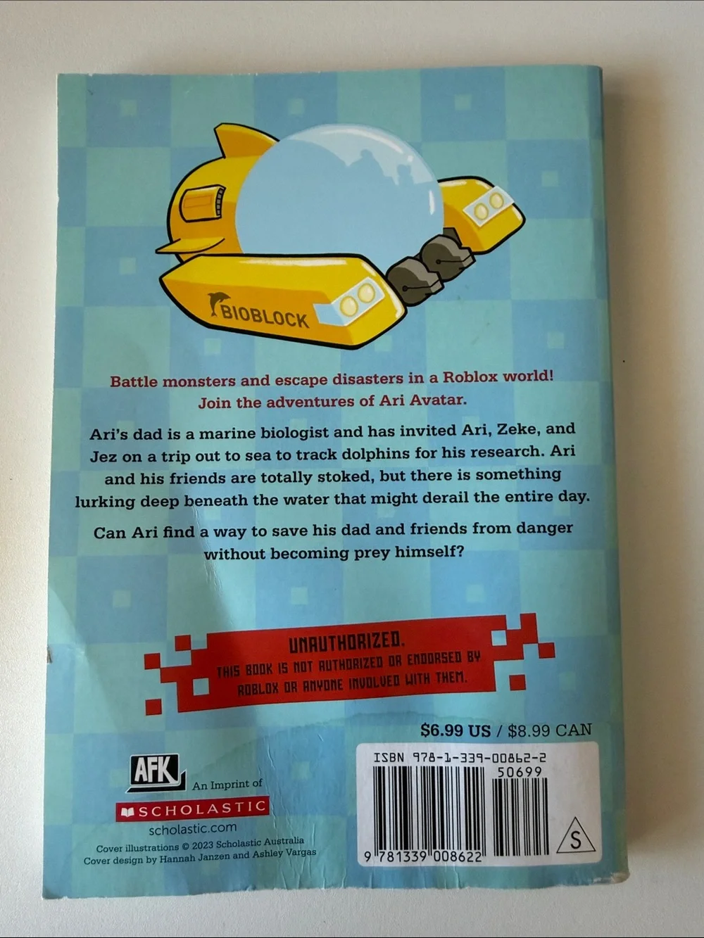 Roblox Book Bundle - Top Adventure Games Guide, Lava Chase and Mega Shark books